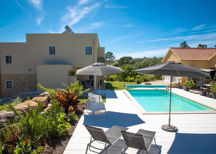 Casa Gemeos * Alcobaça