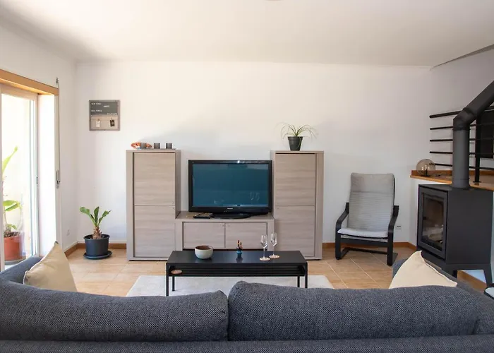 Casa Gemeos Feriehus *