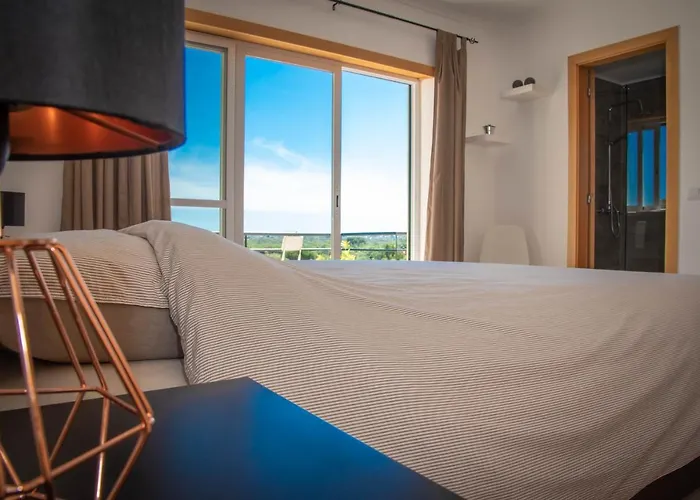 Casa Gemeos Alcobaça